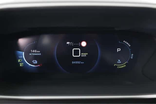 Peugeot e-2008 (2023) thumbnail 15