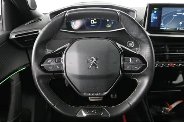 Peugeot e-2008 (2023) thumbnail 19