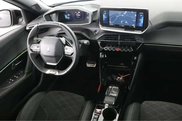 Peugeot e-2008 (2023) thumbnail 25