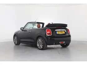 MINI Cabrio (2018) thumbnail 4