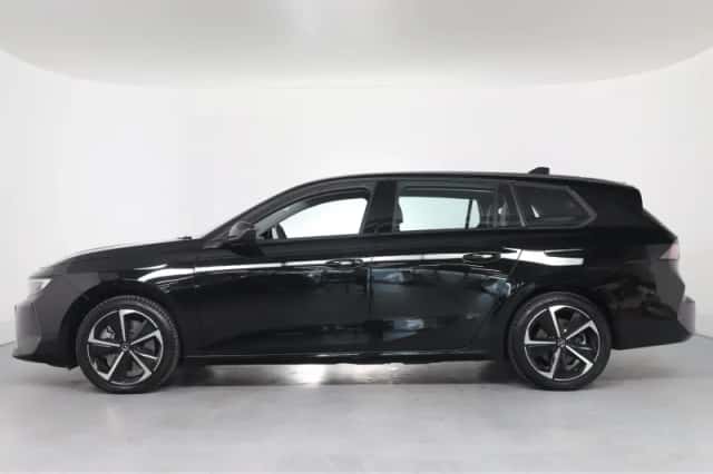 Opel Astra Sports Tourer (2023) thumbnail 2