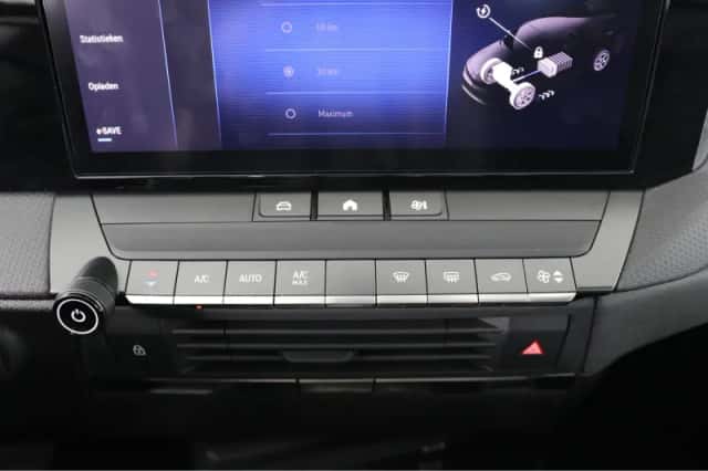 Opel Astra Sports Tourer (2023) thumbnail 37