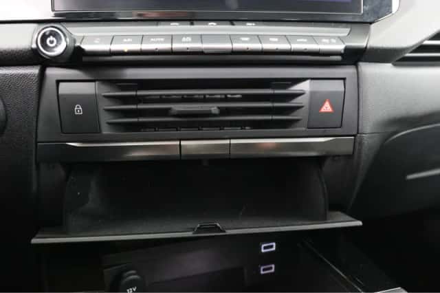 Opel Astra Sports Tourer (2023) thumbnail 39