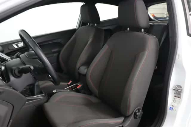 Ford Fiesta (2017) thumbnail 6