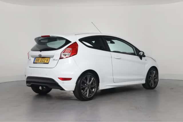Ford Fiesta (2017) thumbnail 7