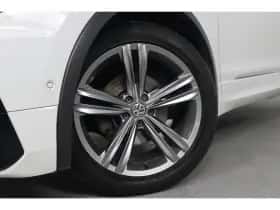 Volkswagen Tiguan (2019) thumbnail 10