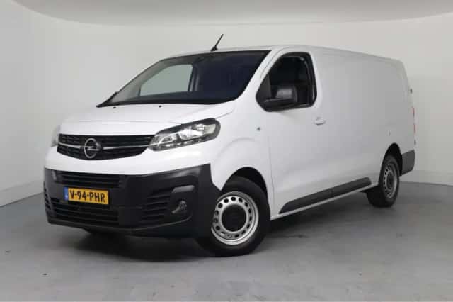 Opel Vivaro (2024) thumbnail 1