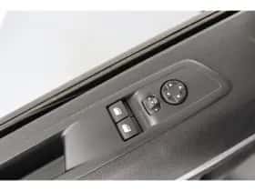 Opel Vivaro (2024) thumbnail 25