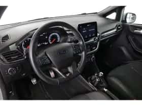 Ford Fiesta (2019) thumbnail 5