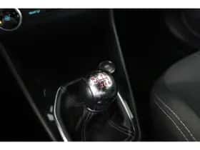 Ford Fiesta (2019) thumbnail 42