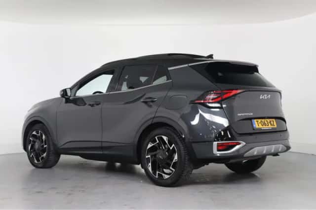 Kia Sportage (2023) thumbnail 3