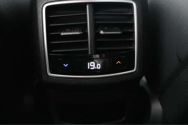 Kia Sportage (2023) thumbnail 32