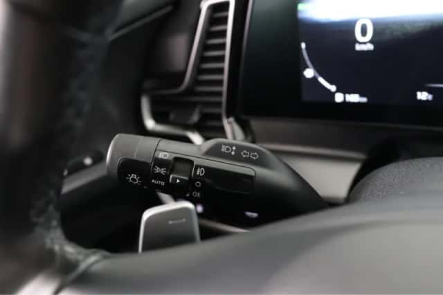 Kia Sportage (2023) thumbnail 41