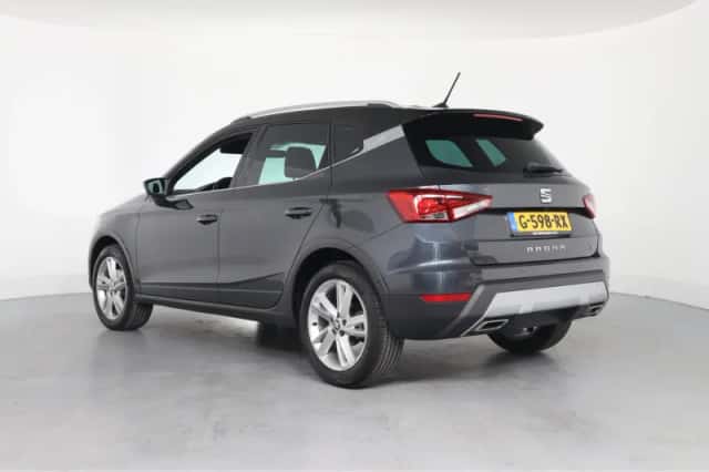 SEAT Arona (2019) thumbnail 3