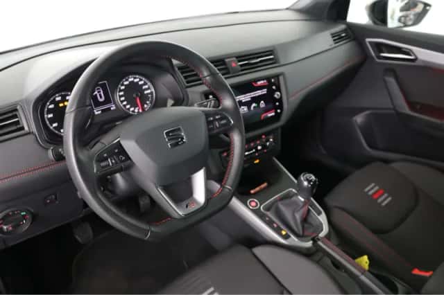 SEAT Arona (2019) thumbnail 5
