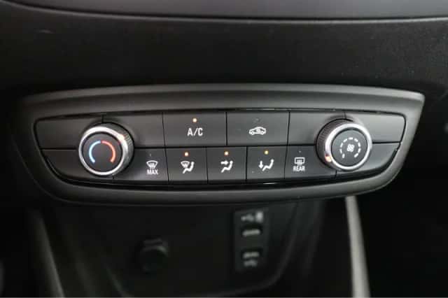 Opel Crossland (2021) thumbnail 19