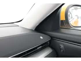 Ford Mustang Mach-E (2024) thumbnail 28