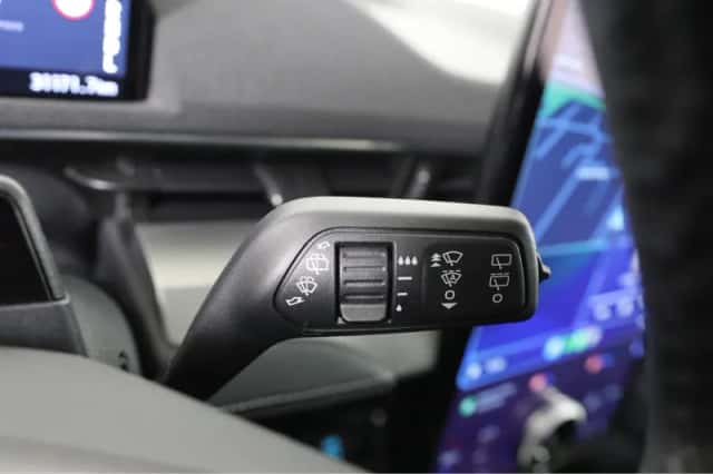 Ford Mustang Mach-E (2024) thumbnail 49
