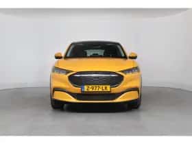 Ford Mustang Mach-E (2024) thumbnail 8