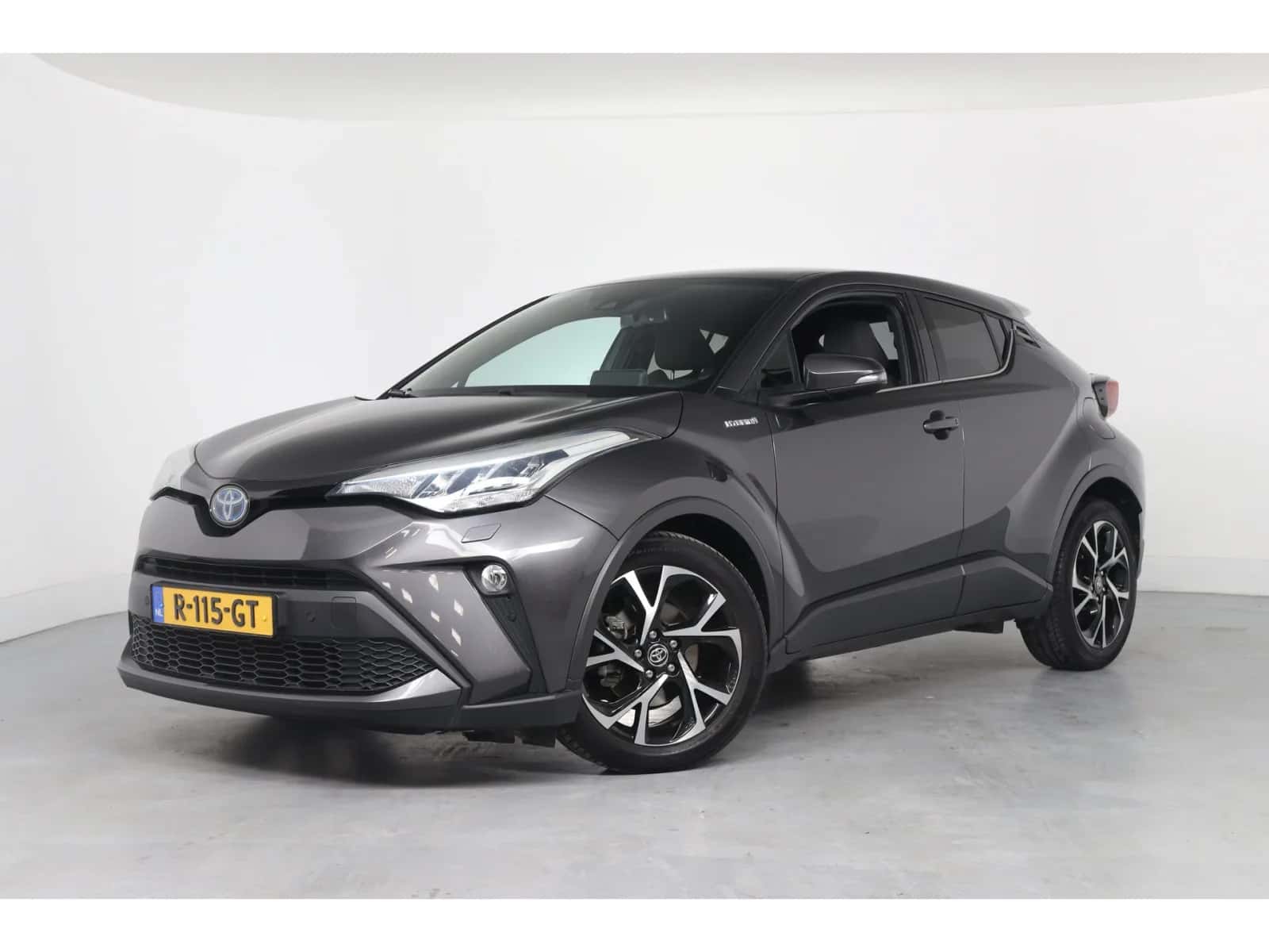 Toyota C-HR (2021) — foto 1