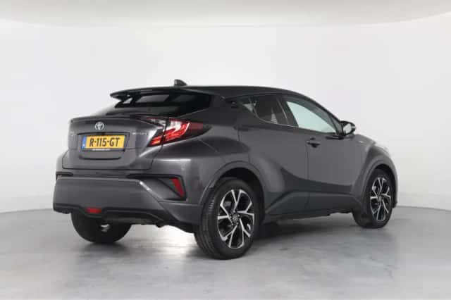 Toyota C-HR (2021) thumbnail 11