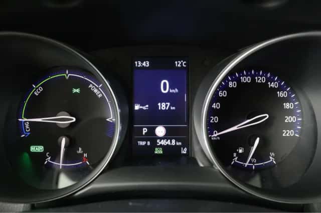 Toyota C-HR (2021) thumbnail 12