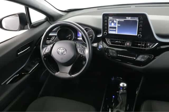 Toyota C-HR (2021) thumbnail 30