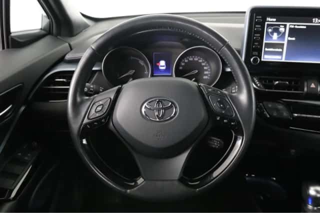 Toyota C-HR (2021) thumbnail 31