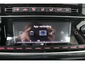 Volkswagen Up! (2023) thumbnail 15