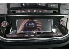 Volkswagen Up! (2023) thumbnail 16