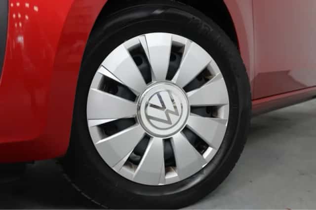 Volkswagen Up! (2023) thumbnail 20