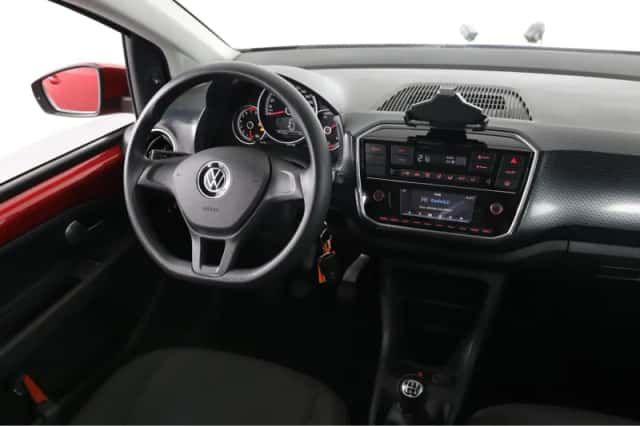 Volkswagen Up! (2023) thumbnail 24