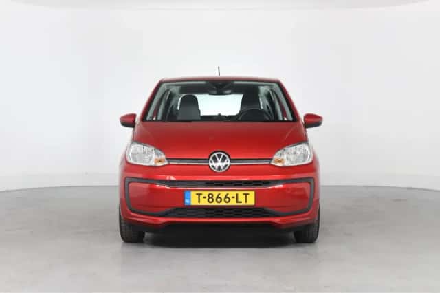 Volkswagen Up! (2023) thumbnail 8