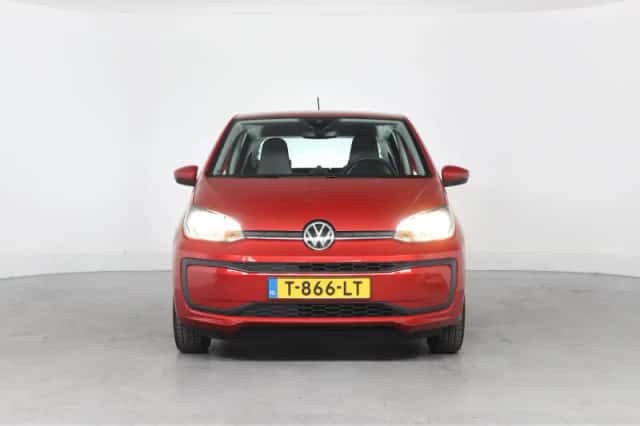 Volkswagen Up! (2023) thumbnail 9