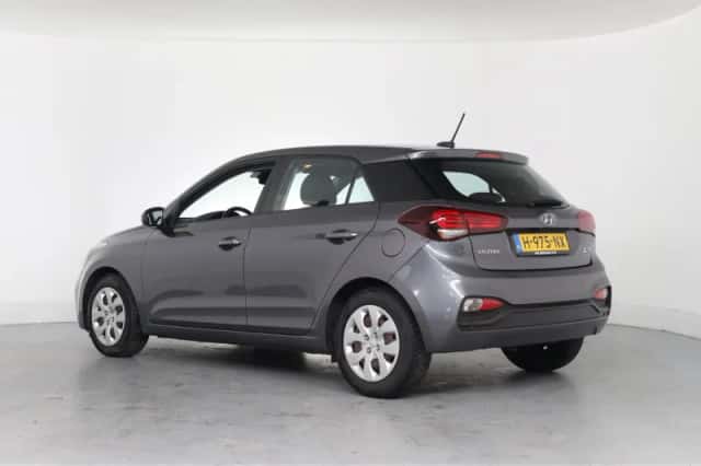 Hyundai i20 (2020) thumbnail 3