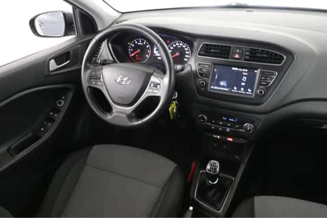 Hyundai i20 (2020) thumbnail 27
