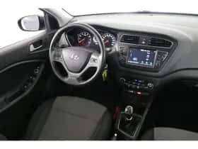 Hyundai i20 (2020) thumbnail 27