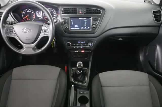 Hyundai i20 (2020) thumbnail 4