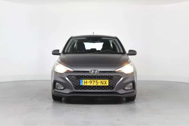 Hyundai i20 (2020) thumbnail 8