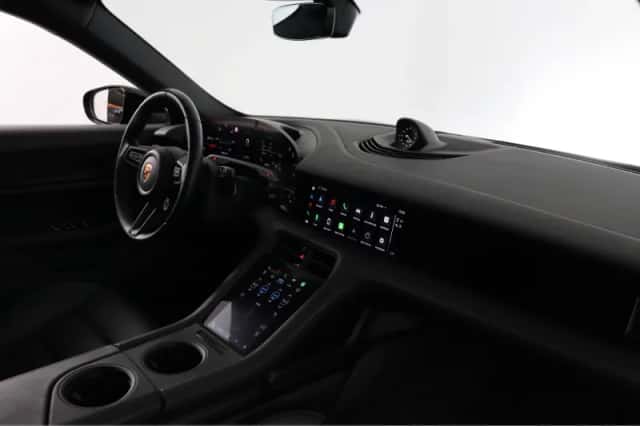 Porsche Taycan (2022) thumbnail 62