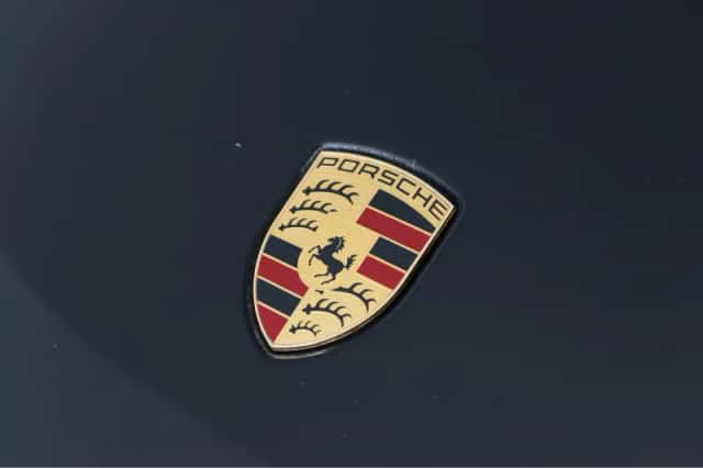 Porsche Taycan (2022) thumbnail 64