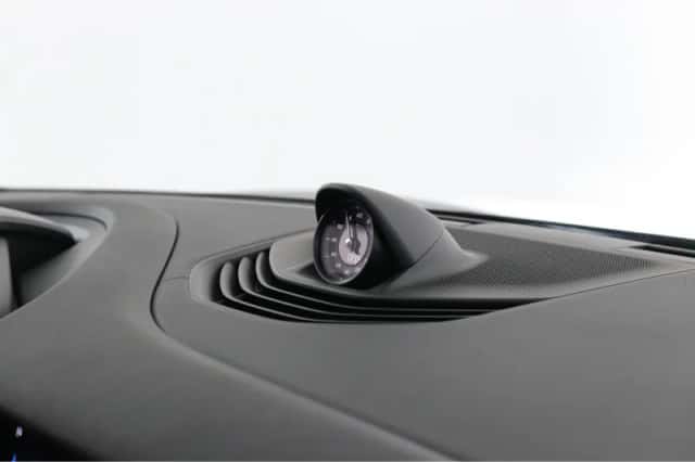 Porsche Taycan (2022) thumbnail 70