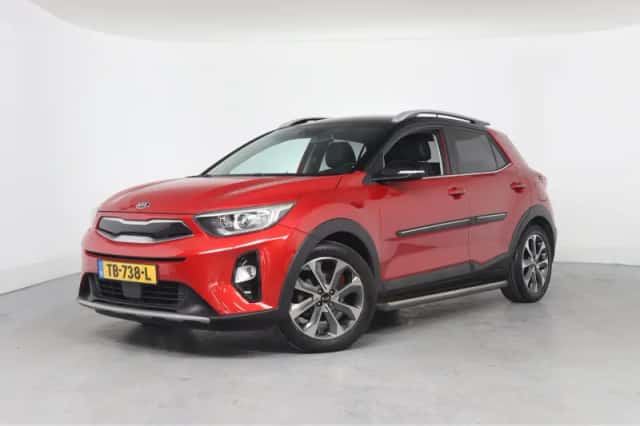 Kia Stonic (2018) thumbnail 1