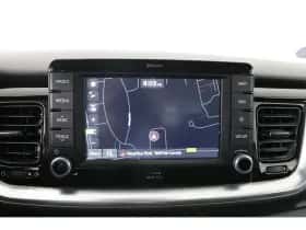 Kia Stonic (2018) thumbnail 14