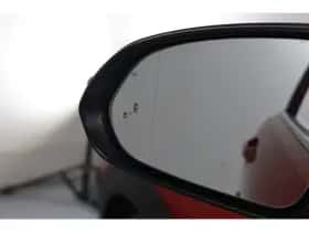 Kia Stonic (2018) thumbnail 22