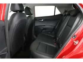 Kia Stonic (2018) thumbnail 29