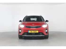 Kia Stonic (2018) thumbnail 9