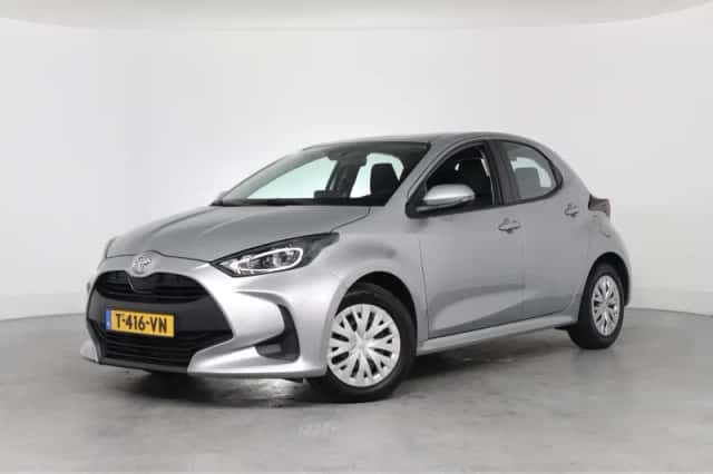 Toyota Yaris (2023) thumbnail 1
