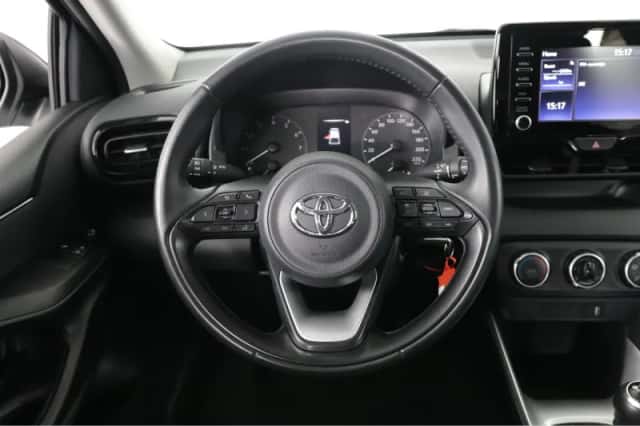 Toyota Yaris (2023) thumbnail 22