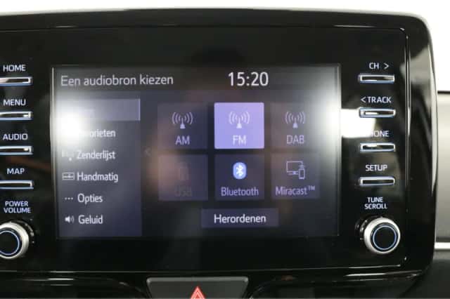 Toyota Yaris (2023) thumbnail 28